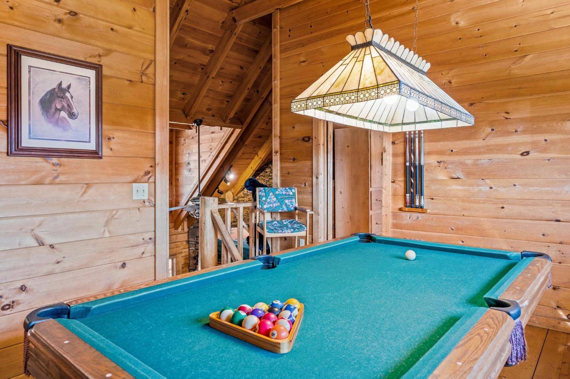 Bearfoot Pines - True Log Cabin - Wi-Fi, Hot Tub, Fishing, Deck With Views! - Mins To Pf Sevierville Dış mekan fotoğraf