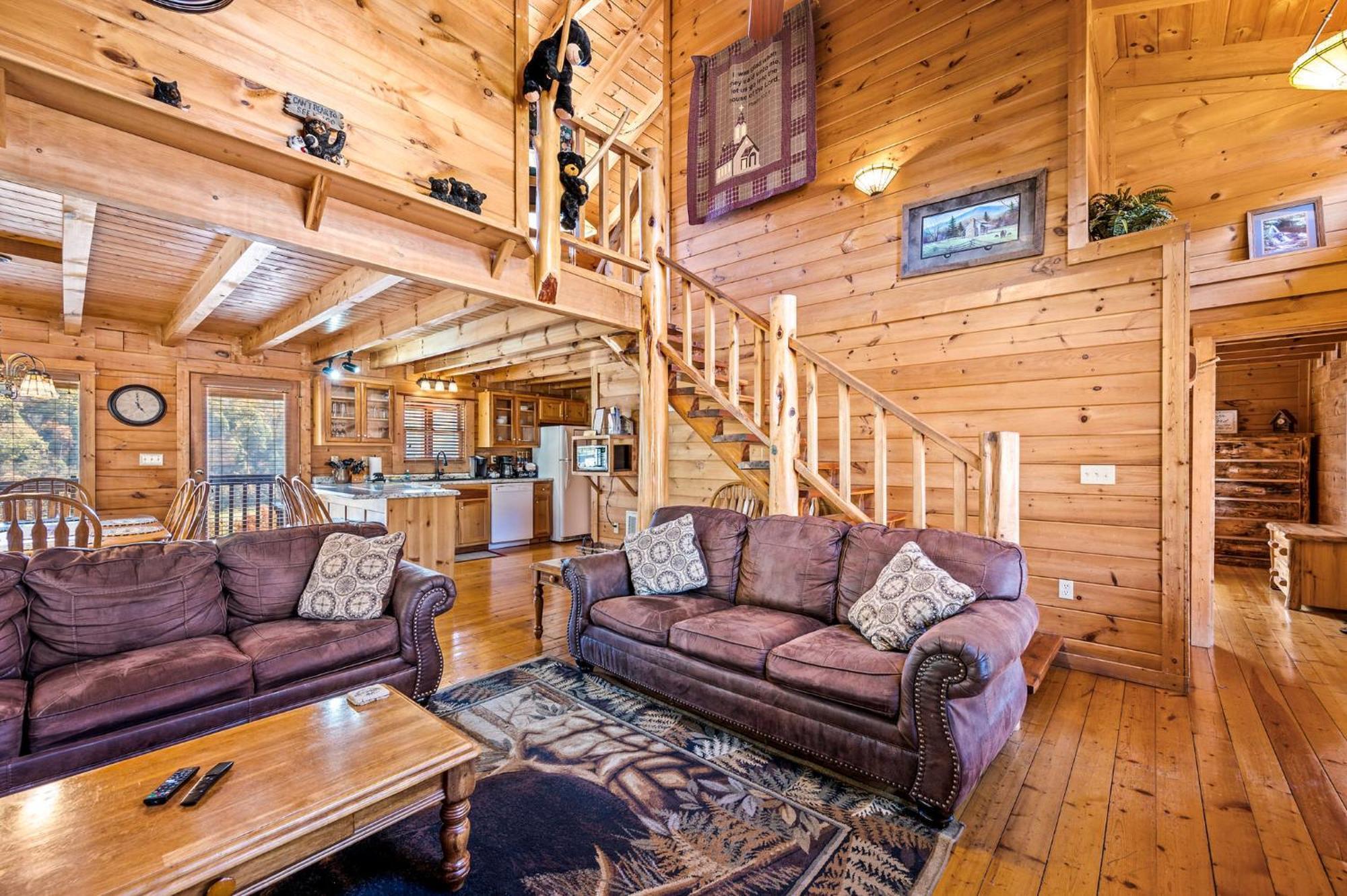 Bearfoot Pines - True Log Cabin - Wi-Fi, Hot Tub, Fishing, Deck With Views! - Mins To Pf Sevierville Dış mekan fotoğraf